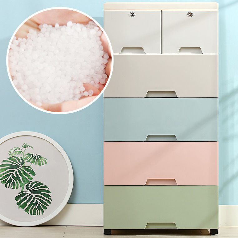 Contemporary Storage Cabinet with Legs Plastic Non-Hanging Armoire