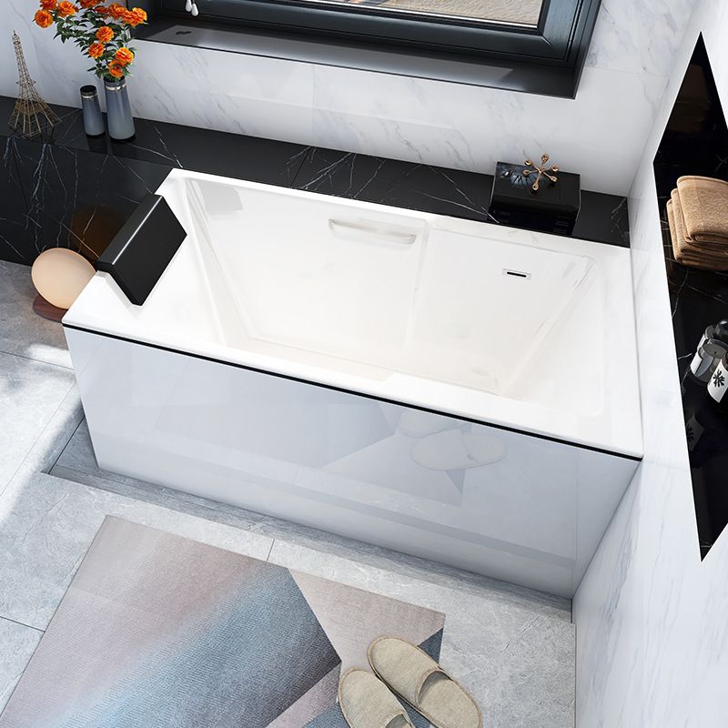 Freestanding Acrylic Bathtub Modern Stand Alone Soaking Tub with Slotted Overflow Drain