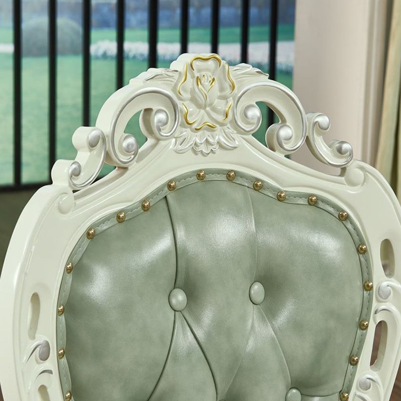Silla victoriana de madera de caucho con respaldo King Louis, silla de comedor de cuero con acabado mate (juego de 2)