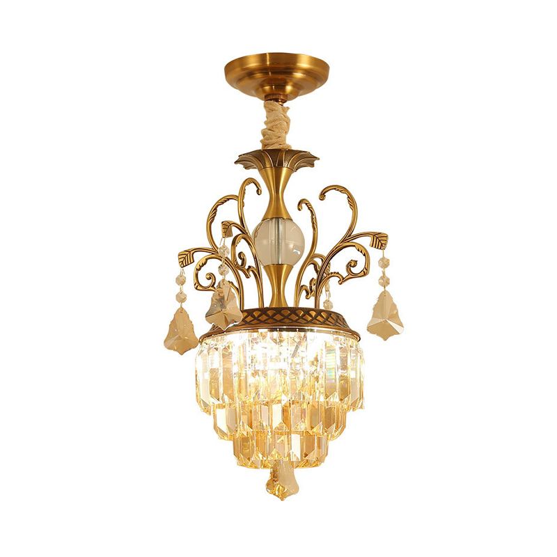 Kaarsen/gelaagde kristal kroonluchter licht vintage 4 koppen gang hanglampverlichtingsarmatuur met swril arm in messing