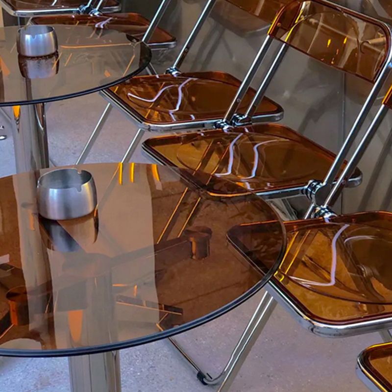 Eettafel van helder gehard glas Eigentijdse eettafel met driepootbasis
