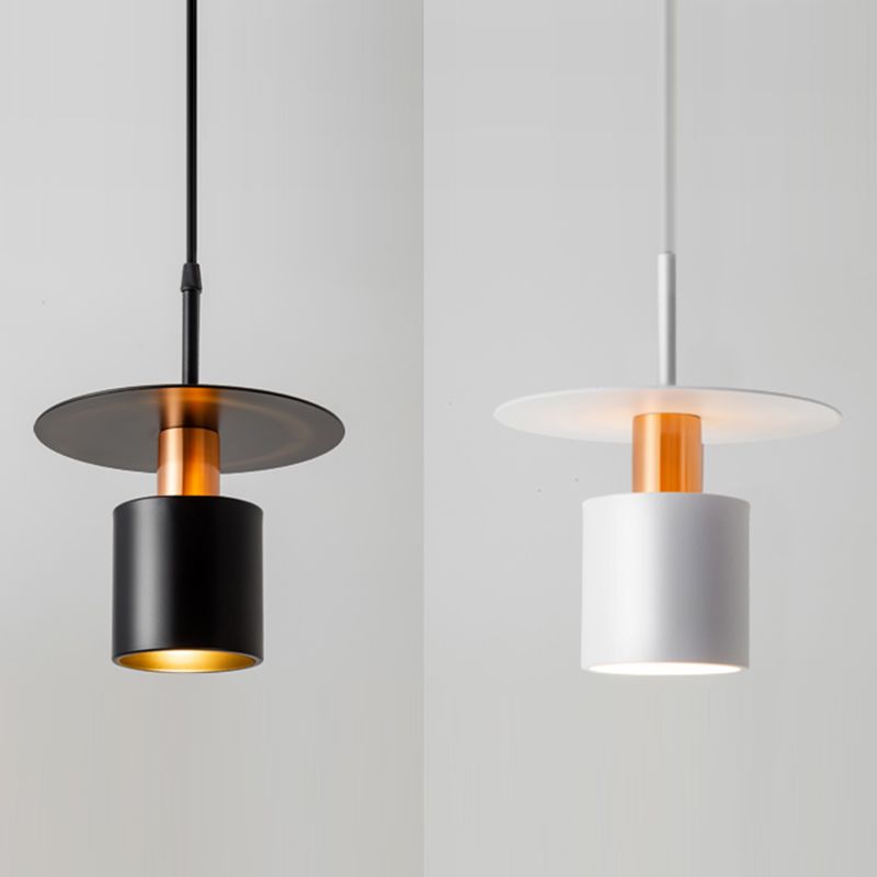 Plafond minimaliste contemporain créatif s'accélérer pour salle à manger