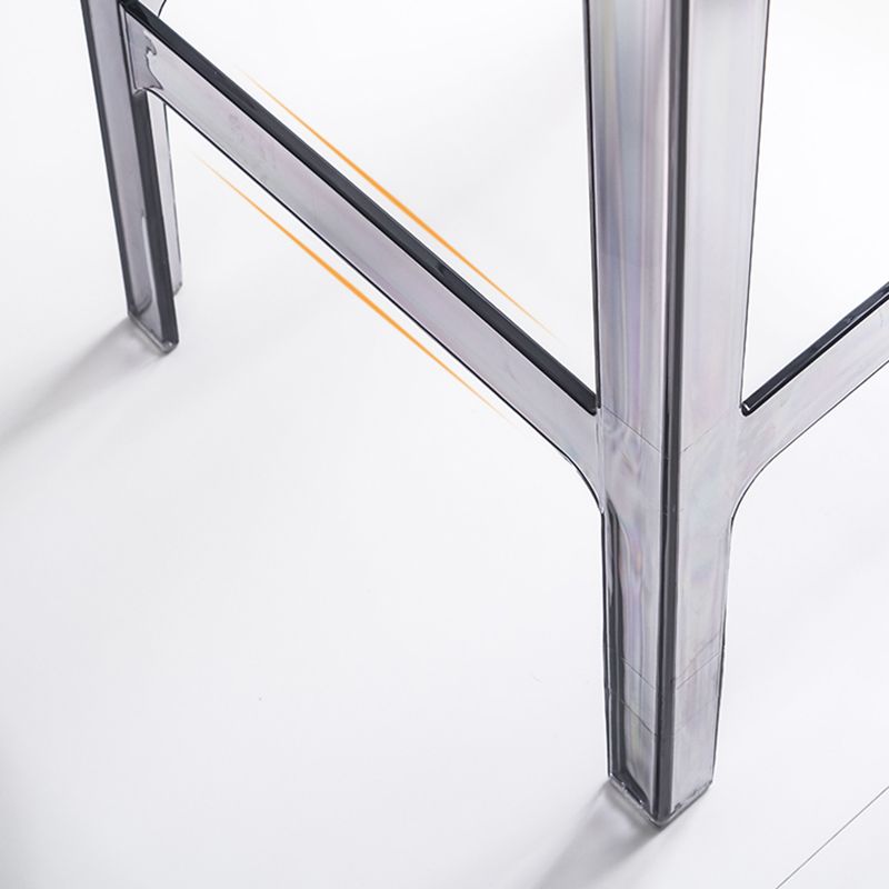 Taburete de bar de plástico nórdico con respaldo completo, taburete alto para interiores de 26" H con asiento cuadrado