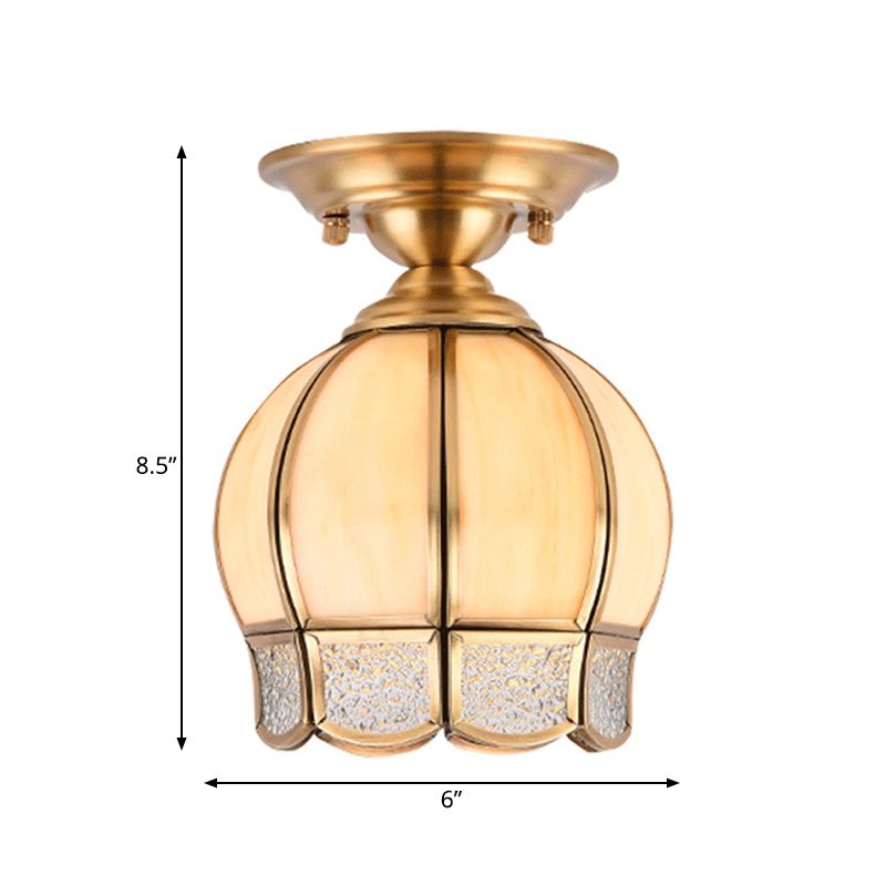 Dôme Semi-Flush Mount Lamp Tradition Lait Lait 1 Bulb Ceiling Mounted Light in Brass for Balcony