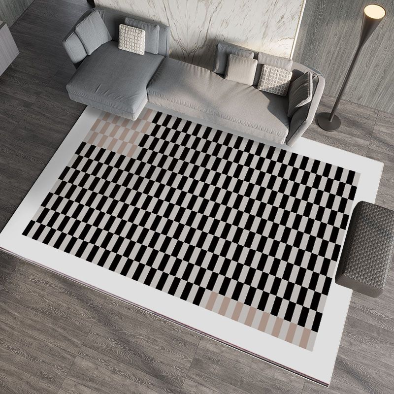 Checkerboard Rug Geometric Indoor Rug Non-Slip Backing Rug for Living Room
