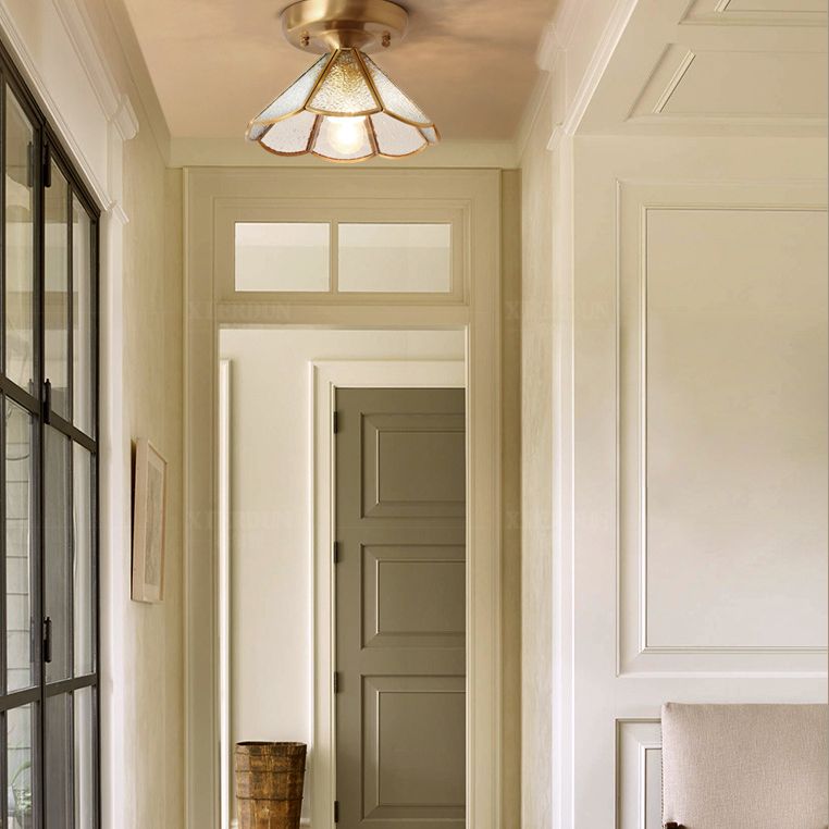 Classic Scalloped Semi-Flush Plafond Mount de plafond en verre clair