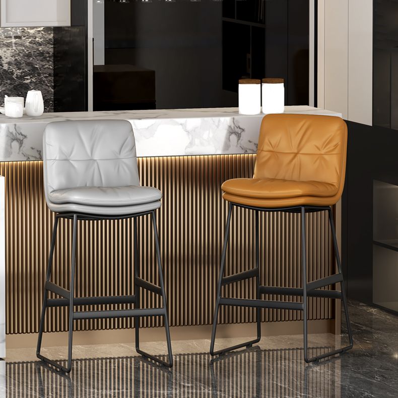 Faux Leather Bar Stools Industrial Metal Patio Bar Stool with Black Legs
