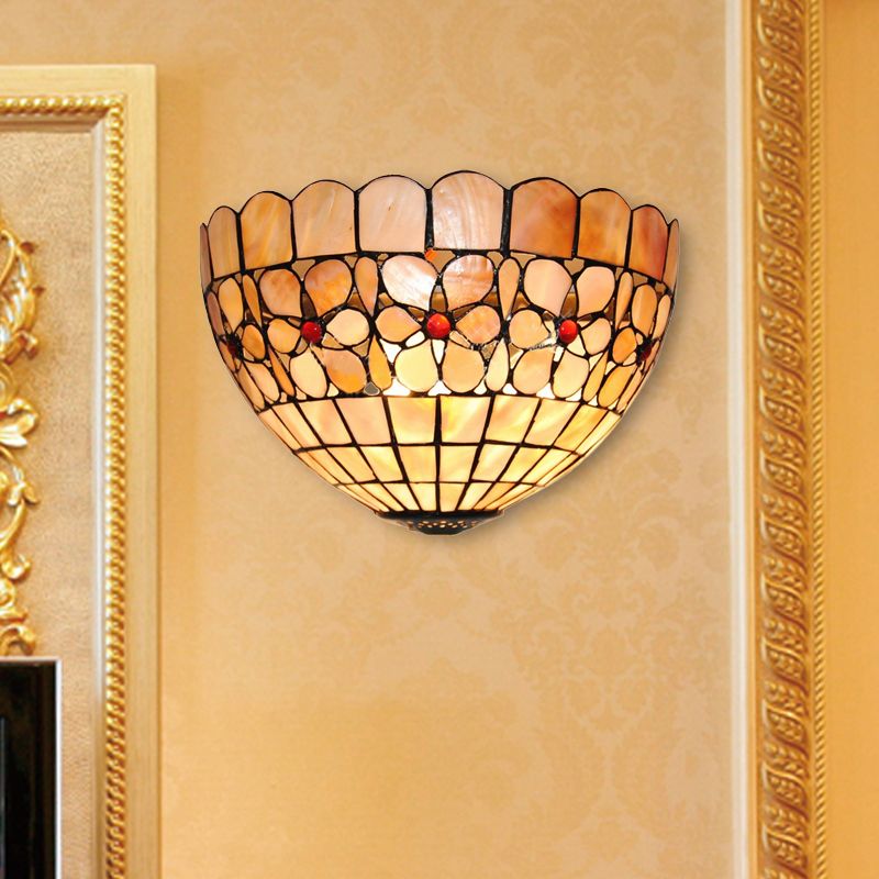 1 Light Floral Sconce Lighting Tiffany Shell Wall Mount Light in Beige for Staircase
