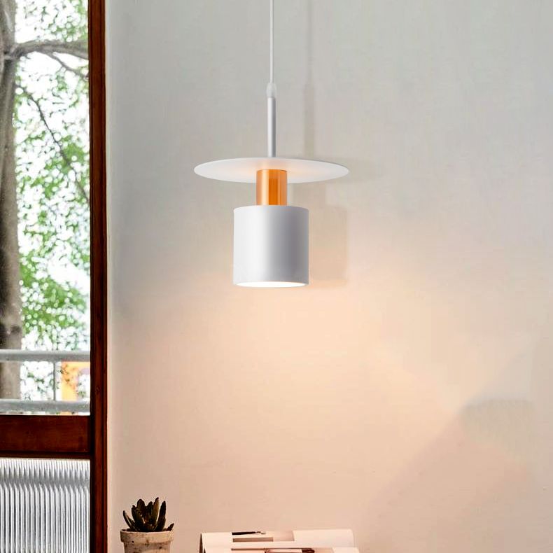 Lampe suspendue à la teinte en métal simple luminaire pendentif pour salle à manger du salon
