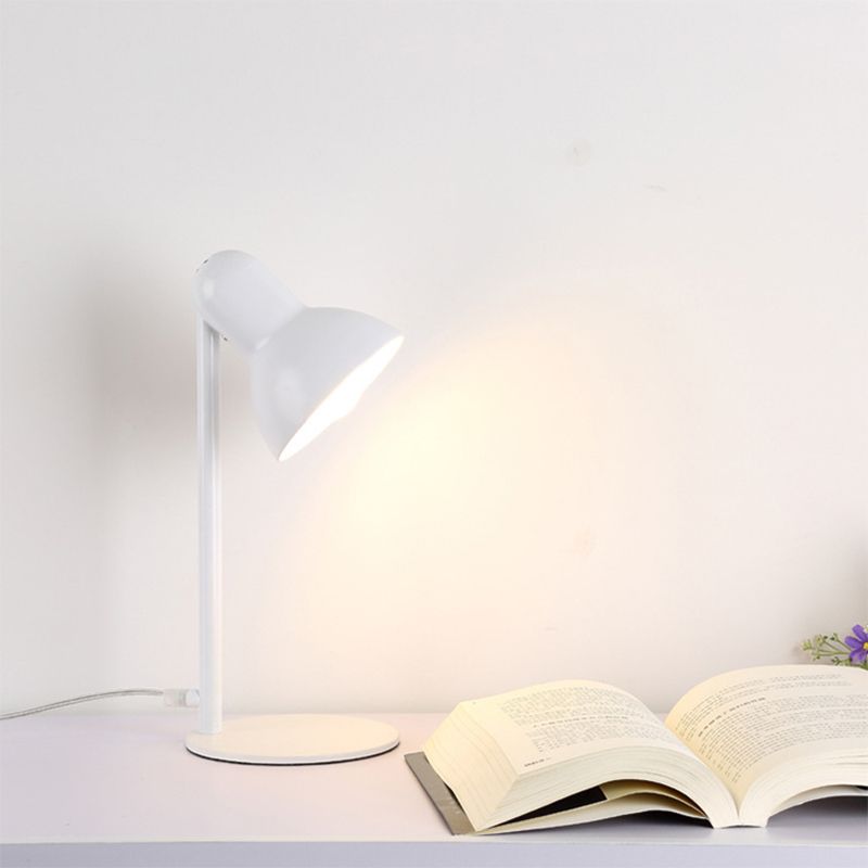 Zwart/Wit Dome Shade Desk Lamp Loft Stijlvol metalen 1 lamp Bedside Mini Standing Desk Lighting