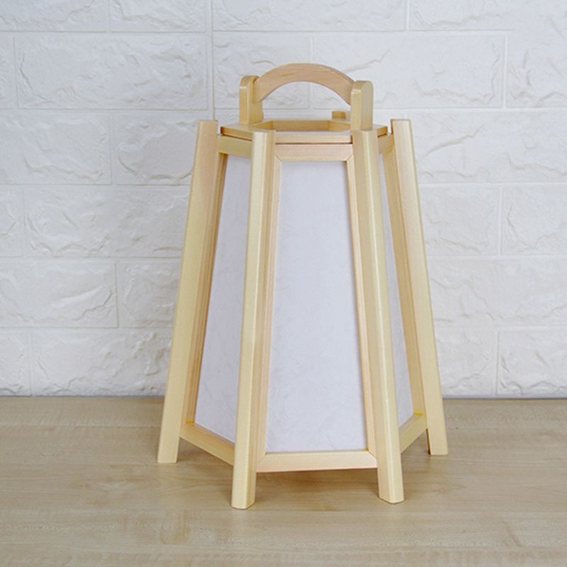 Japanische sich verjüngte Form -Aufgaben beleuchtet Holz 1 Kopf Nachttisch Lampe in Beige mit Griff