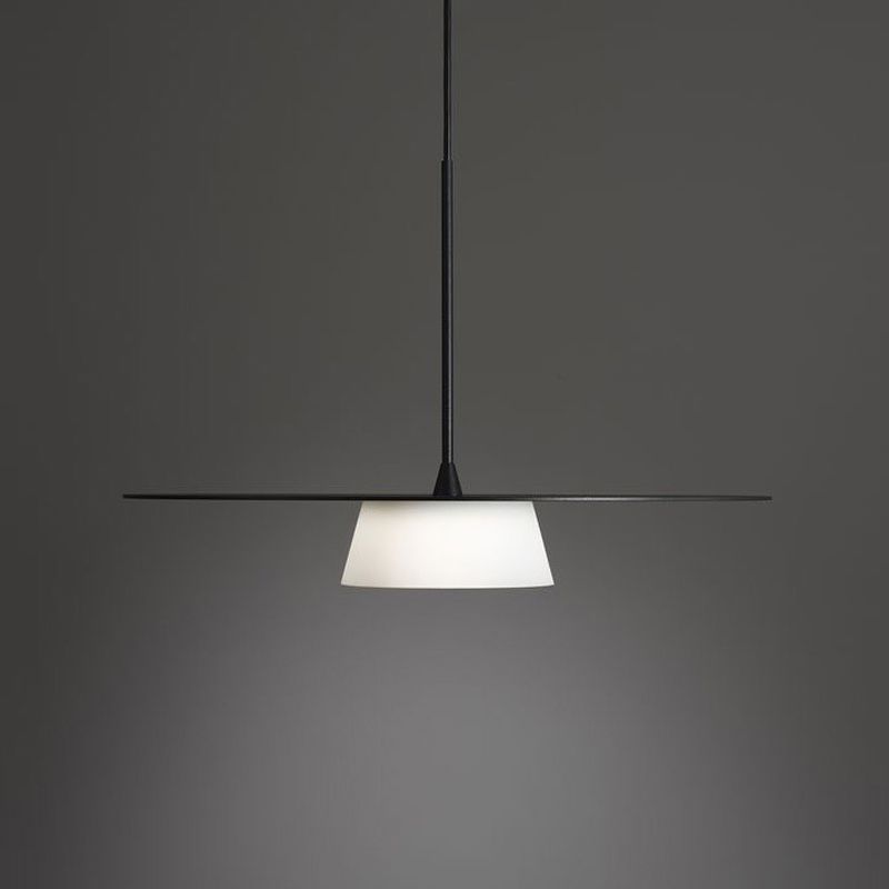 Wide-Brim Hat Pendant Ceiling Light Minimalist Iron 1 Bulb Dining Table Suspension Lamp in Black and White