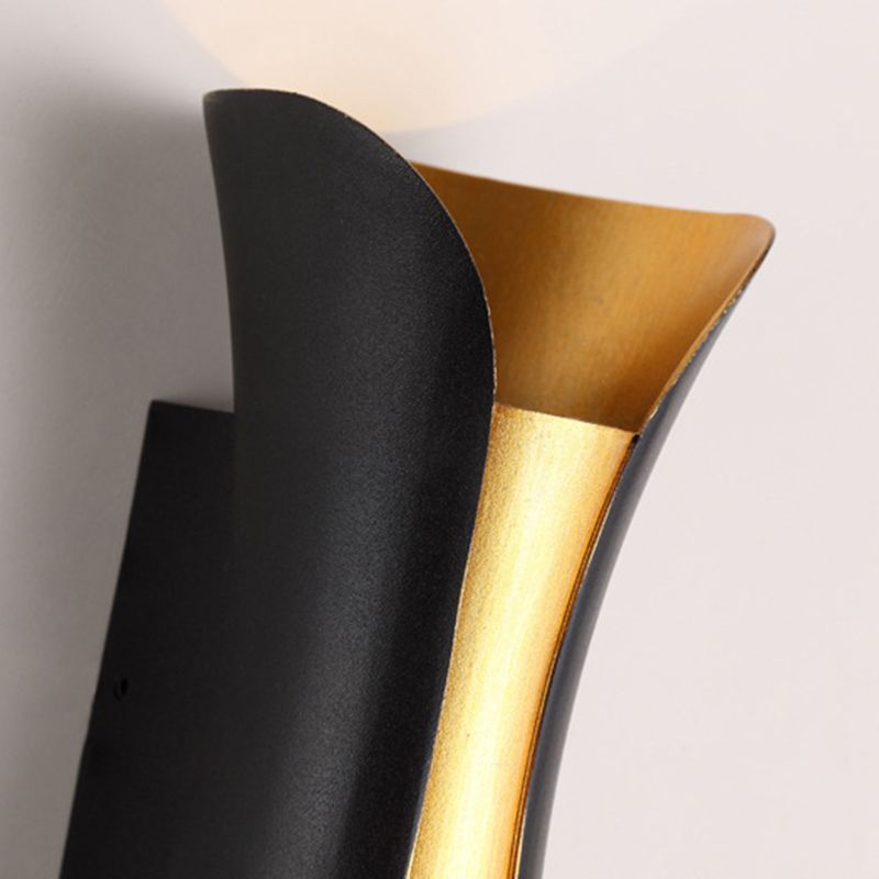 Éclairage d'applications mural incurvé métal