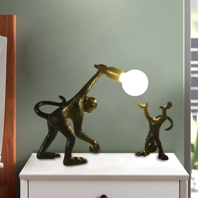 Resina Monkey Shape Night Table Light Creative 1 Bulb Gold/White/Black Lettura Lucile per camera da letto