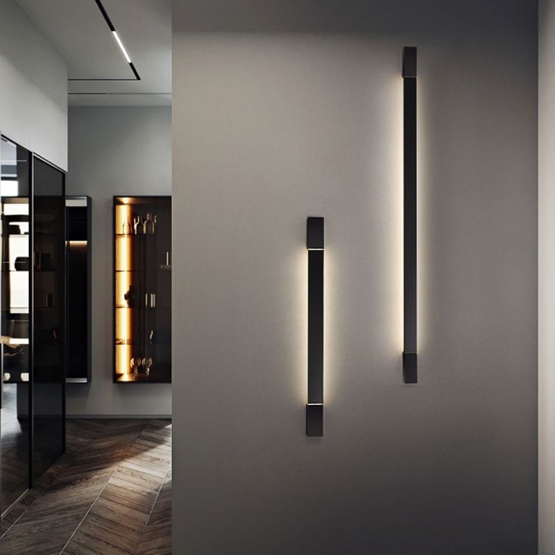 Metal Linear Shape Wall Light Modern 1 Light Wall Mounted Light in Black