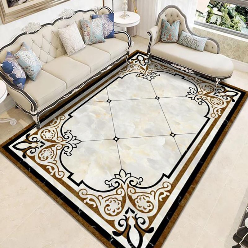 Nostalgia Geometric Printed Rug Multi Colored Polyster Indoor Rug Non-Slip Backing Pet Friendly Carpet for Living Room