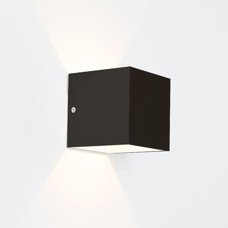Moderner Stil Leuchte Würfel 2 Lichter Wandscheibe mit Metall für Schlafzimmer