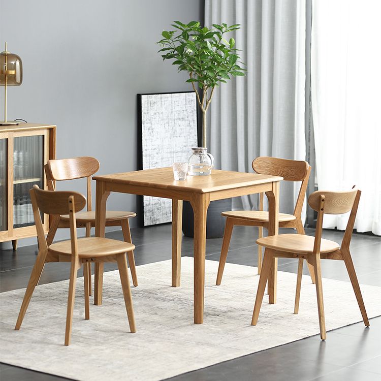 Square Wood Color Dining Table Oak Solid Wood Table Industrial with 4 Legs