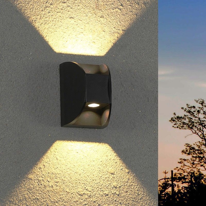 Geometric Shape Wall Lamp Modern Style Metal 2 Lights Wall Light in Black