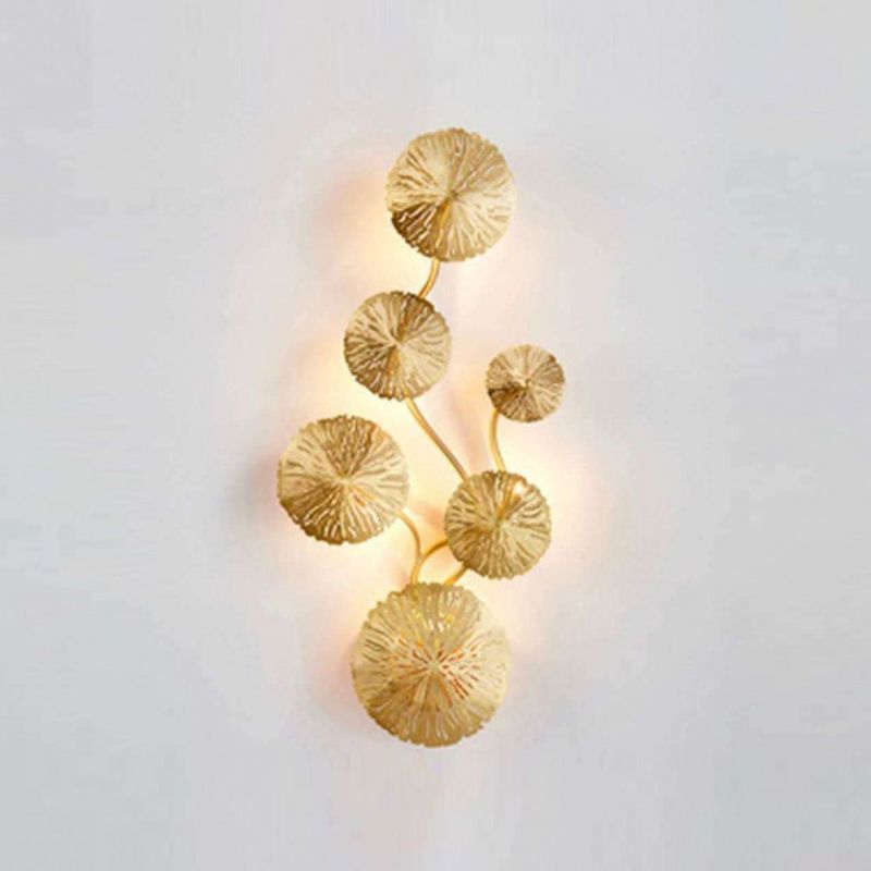 Luz de latón nórdica Luz de loto Forma de la hoja de múltiples luces de pared de luz en oro