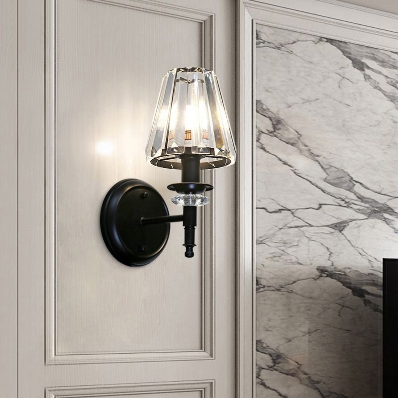 Montano a muro di cristallo trasparente Luce contemporanea 1 lampada da parete per finitura nera per camera da letto