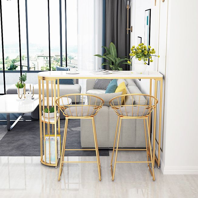 Rounded Corners Top Cocktail Bar Table Industrial Style 42-inch Height Gold Base Bar Table