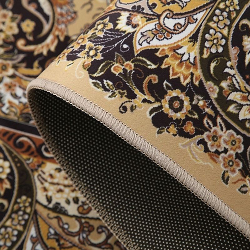 Traditional Tribal Totem Rug Polyester Indoor Rug Stain Resistant Area Carpet for Living Room