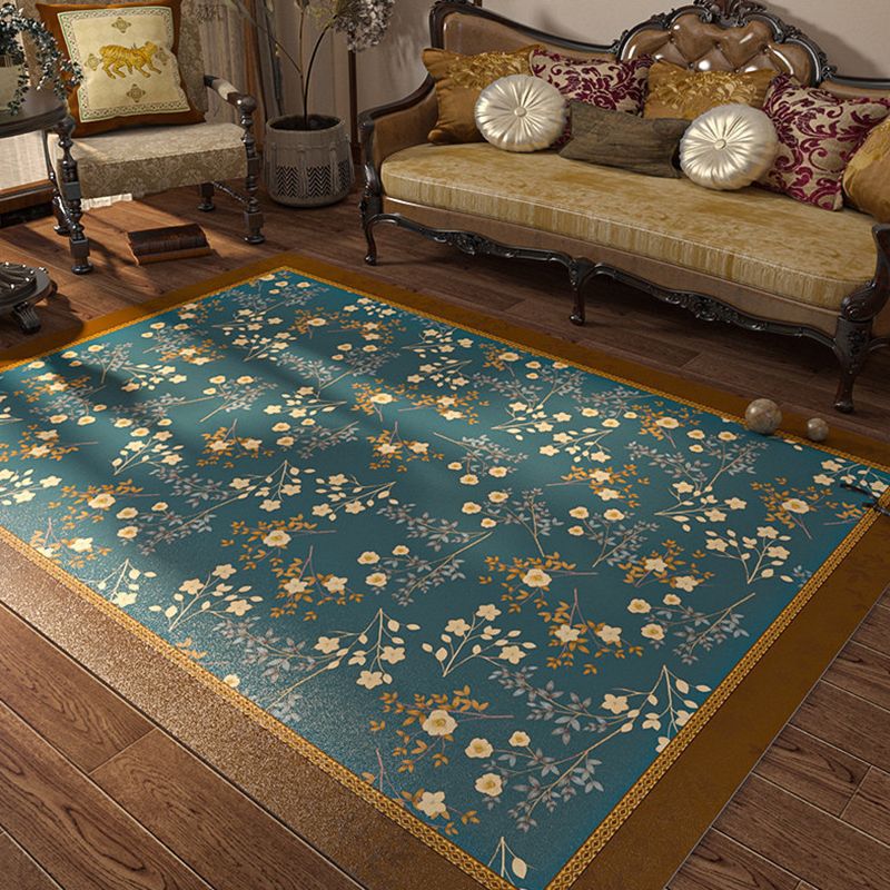 Beige Retro Carpet PU Flowers Carpet Stain Resistant Carpet for Home Decor