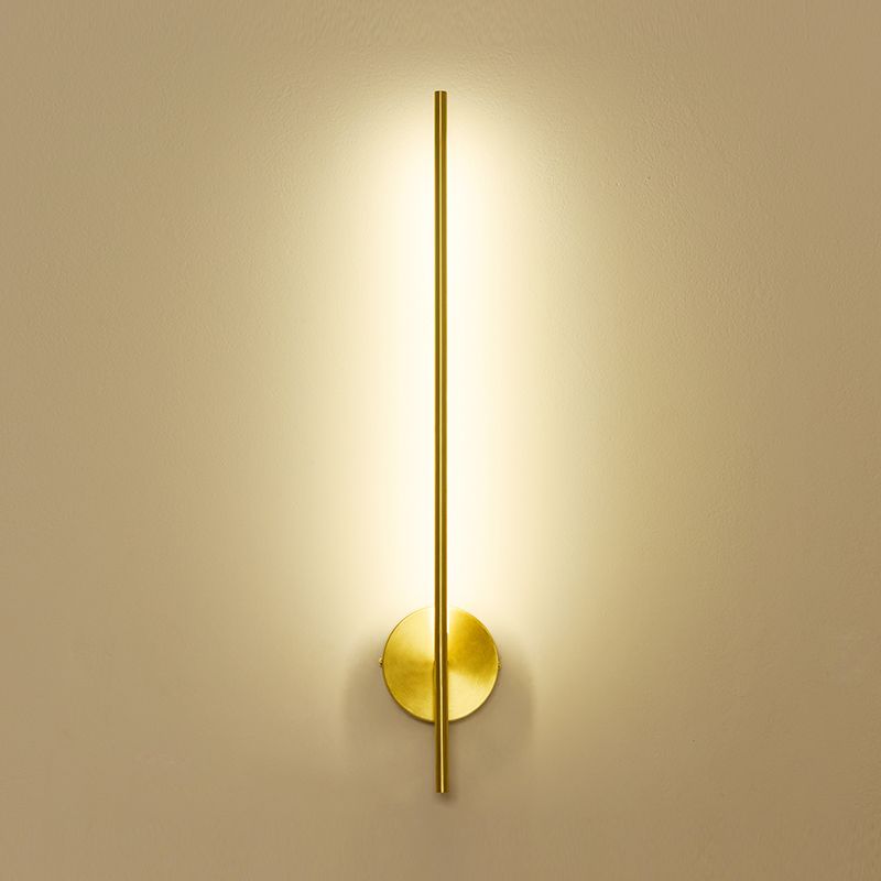 Linear Shade Metal Wall Sconce Modern Style Single Light Wall Lighting Fixtures in Brass