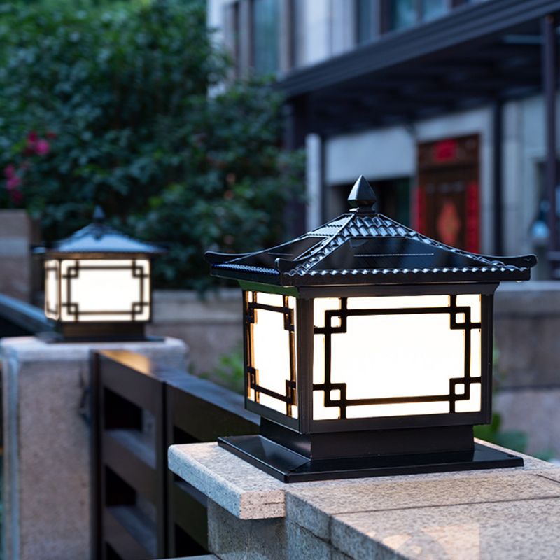 Modern Pillar Lamp Minimalist LED Solar Lighting Fixture for Garden