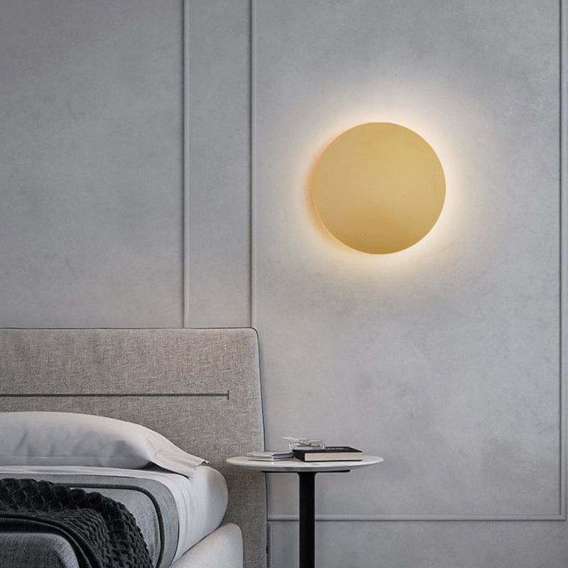 Round LED Wall Mount Light 1-Light Wall Sconce Light with Iron Shade for Living Room