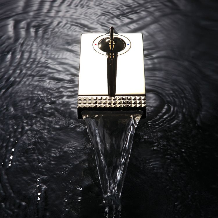 Contemporary Deck Mounted Metal Roman Tub Faucet Low Arc Roman Tub Faucet Set