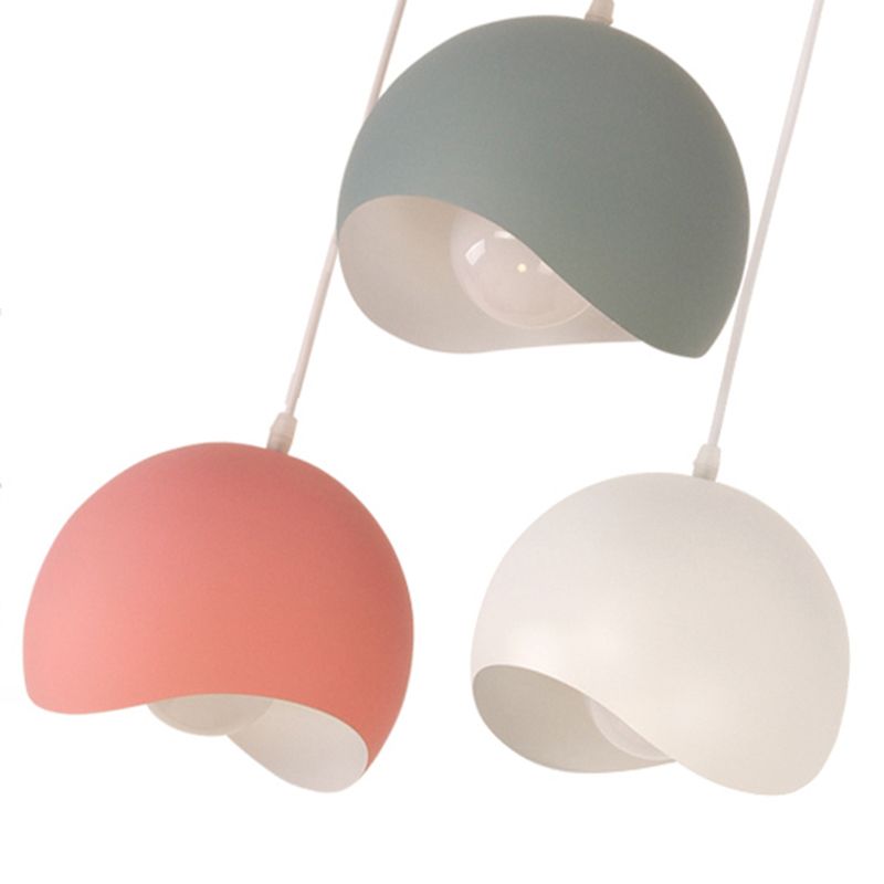 Lámpara colgada con cúpula de aluminio Macaron de 1 luce con diseño de borde de olas