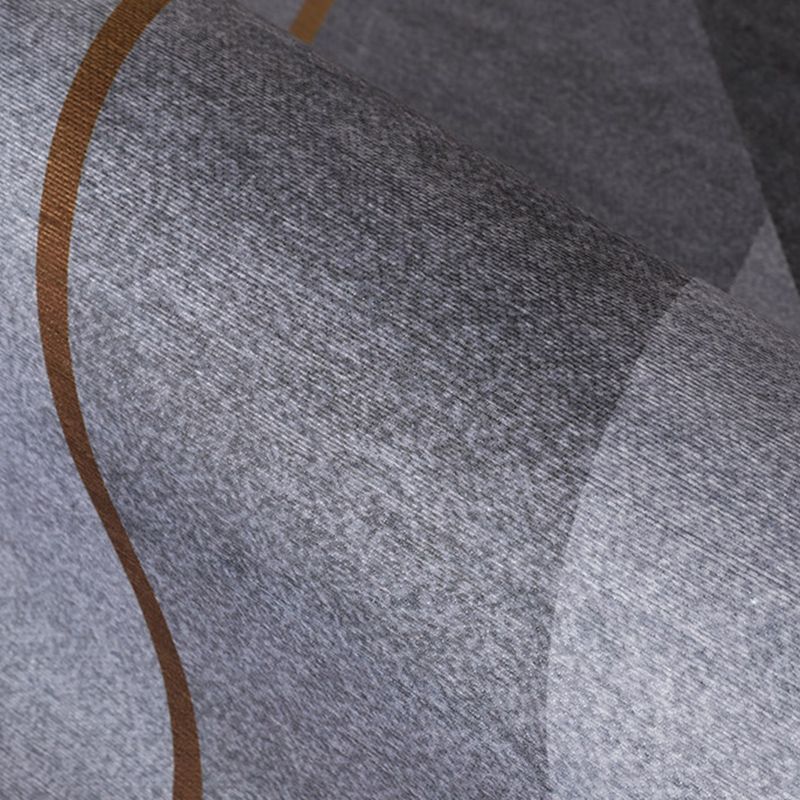 Grey Tone Triangle Print Rug Polyester Simple Carpet Non-Slip Backing Indoor Rug for Home Decoration