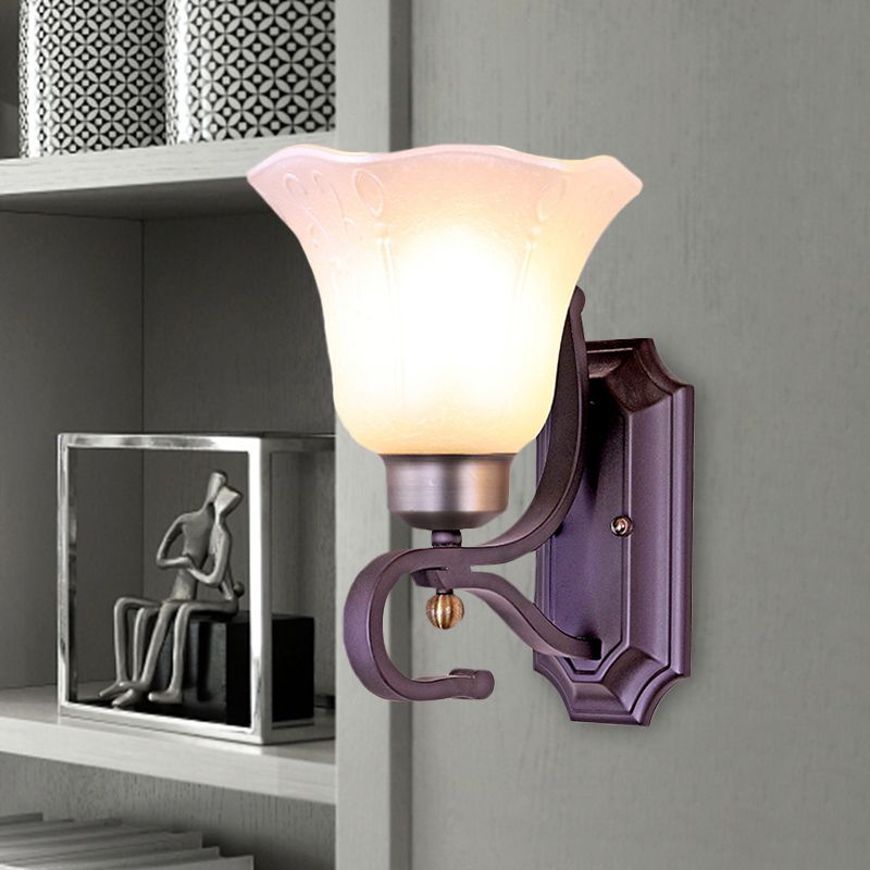 Vintage bloesem SCONCE WANDELLICHT 1/2-BULB FROWNED WIT GLAS WANDELLICHTING WAAR