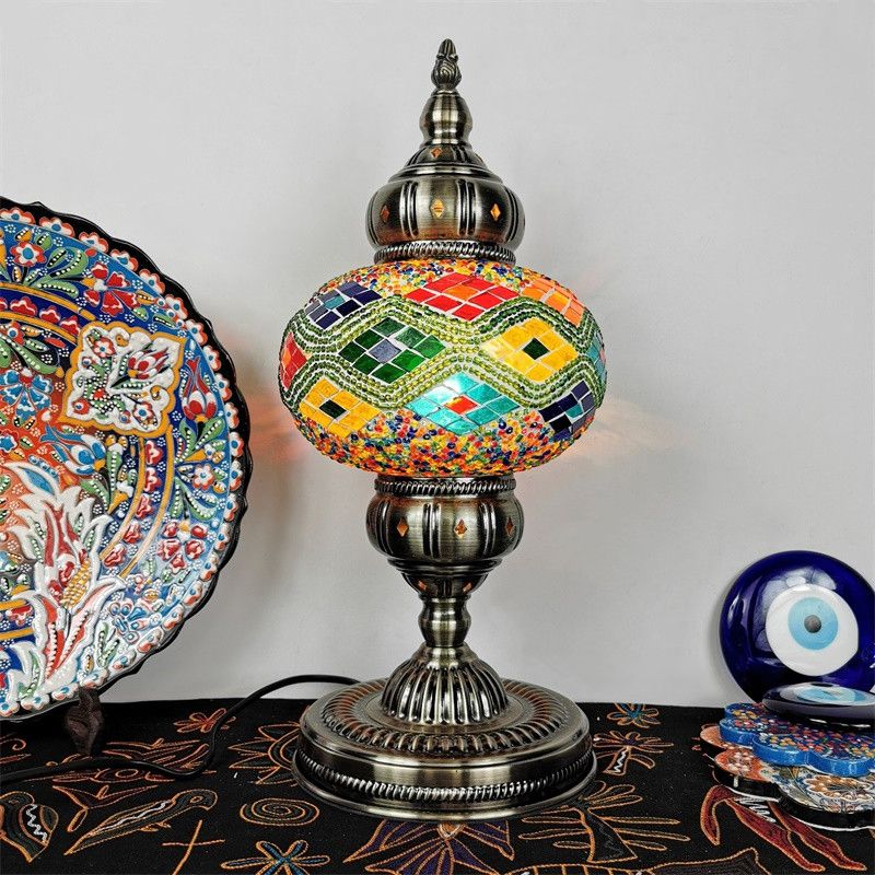 Modern Style Unique Shape Table Lighting Glass 1 Light Table Lamp for Bedroom