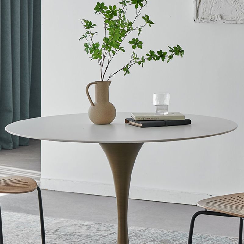 Round Dining Table Traditional Luxury Dining Table with Tulip Base