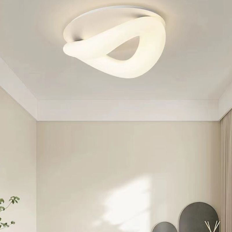 Simple LED Ceiling Light Fixture Curved Flush Mount in White for Bedroom