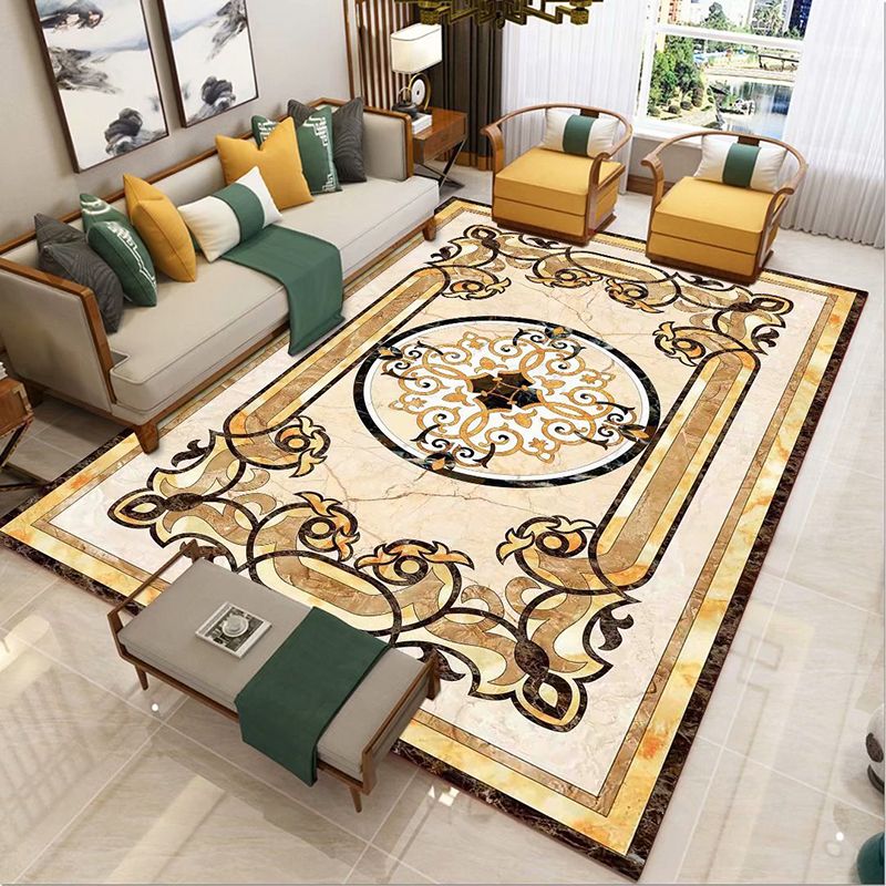 Light Yellow Carpet Polyester Graphic Carpet Washable Area Carpet for Home Decoration