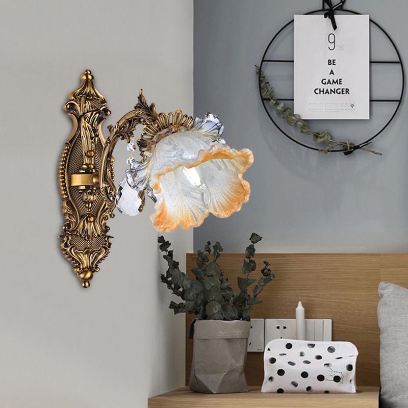 Vintage Floral Design Sconce Lightture 1 Bulbe Crystal Mur Murd Murned in Gold