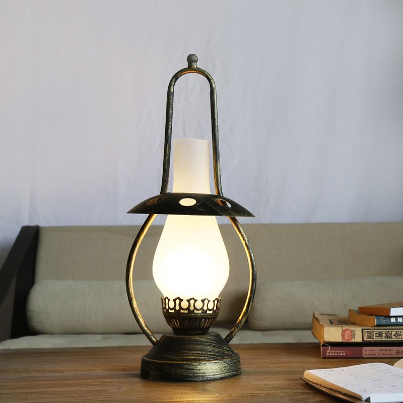 Lampe de bureau à 1 tête, finition en laiton, lanterne industrielle en verre blanc, lampe de table métallique avec base en métal