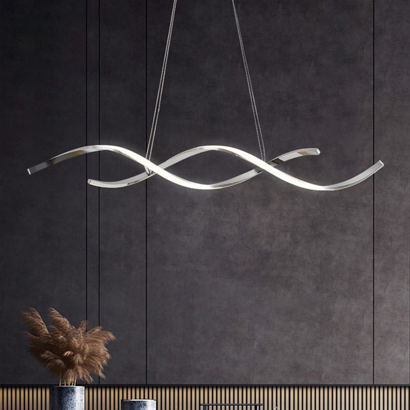 Luces colgantes de estilo contemporáneo de aluminio.