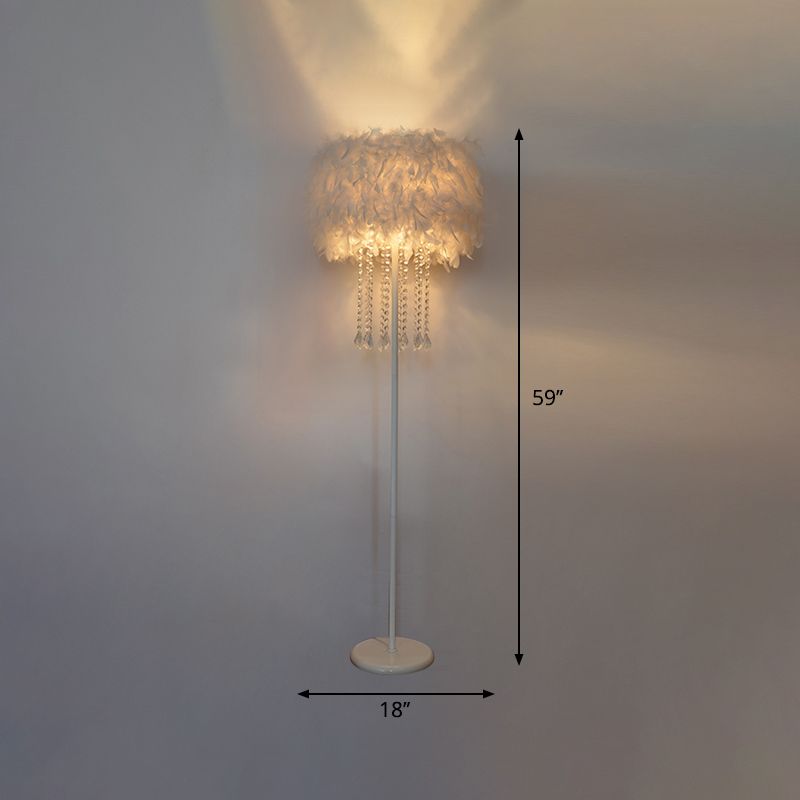 Lámpara de lámpara de cama de tambor Feather de 1 luces de pie modernista en blanco con/sin gotas de cristal