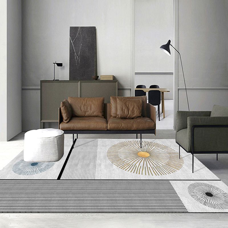 Grey Modern Rug Graphic Pattern Polyester Area Rug Non-Slip Backing Carpet for Home Decor