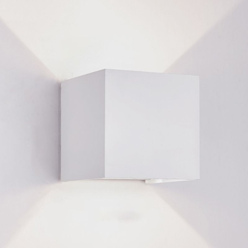 Square Shape Wall Mount Lamp Modern Style Metal 2 Lights Sconce Lamp in Black/White