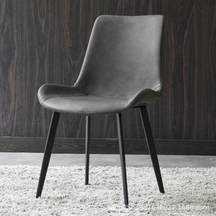Chaise de salle à manger en cuir PU de style moderne, chaise Parsons de 18 pouces de large pour un usage domestique