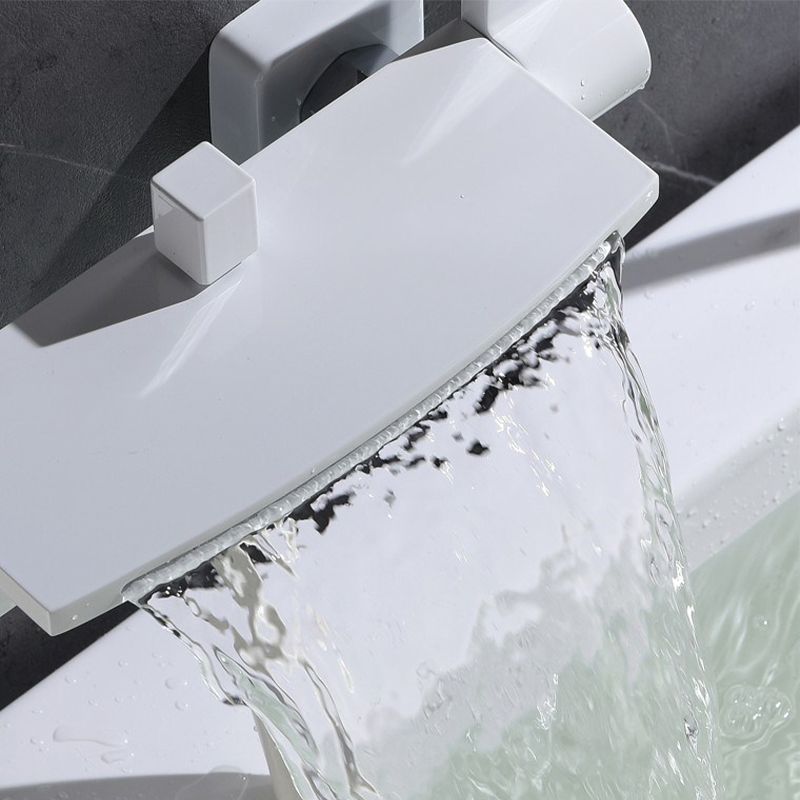 Wall Mounted Metal Freestanding Tub Filler Two Handles Freestanding Faucet