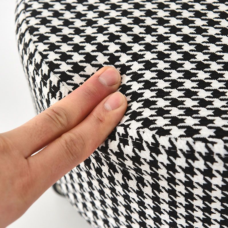 Cotton Blend Ottoman Houndstooth Pattern Fade Resistant Round Ottoman with Wheels