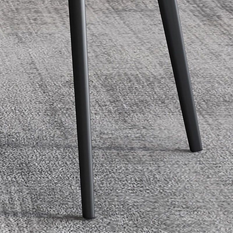 Silla auxiliar de comedor moderna, silla sin brazos Parsons curvada de cuero con acabado mate