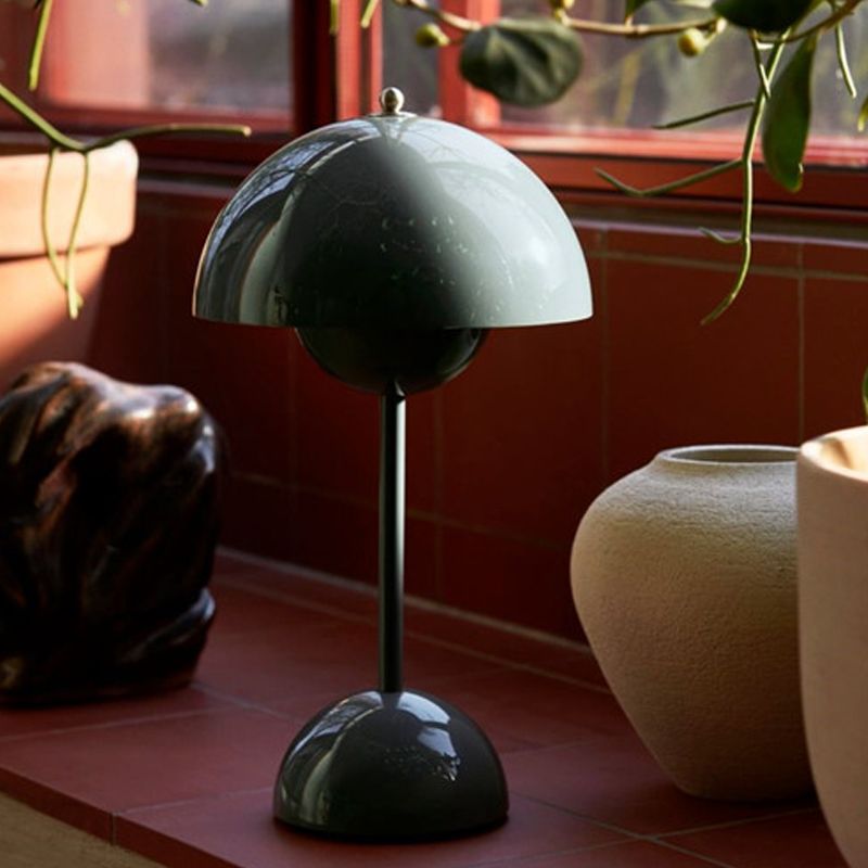 Contemporary Table Lamps Various Colors Metal Desk Lamp for Study Room